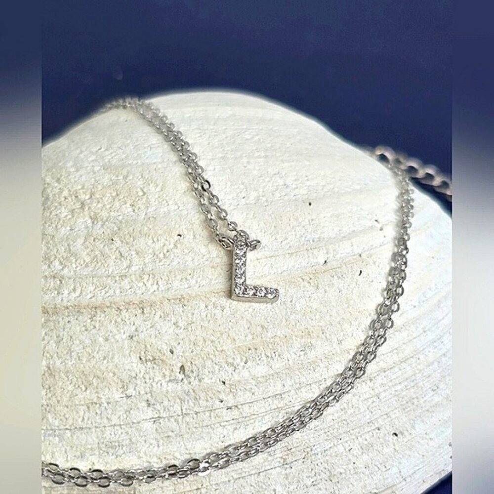 925 Sterling Silver Alphabet Letter "L" Necklace with Moissanite Gemstones. - Picture 2 of 7